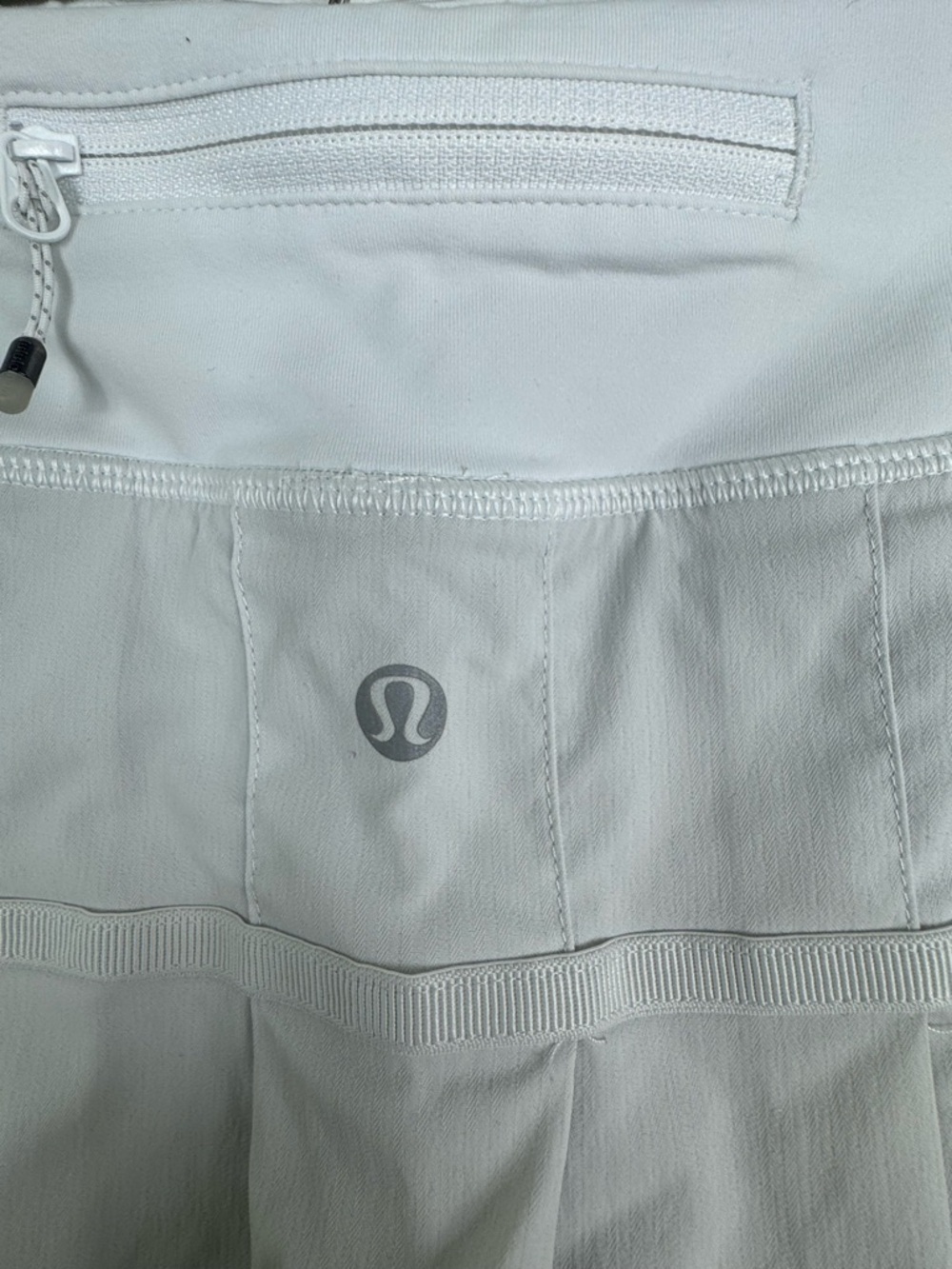 Lululemon White Tennis Skort 4 Athletic Running Golf Sports Skirt Outdoor Summer - Picture 5 of 9